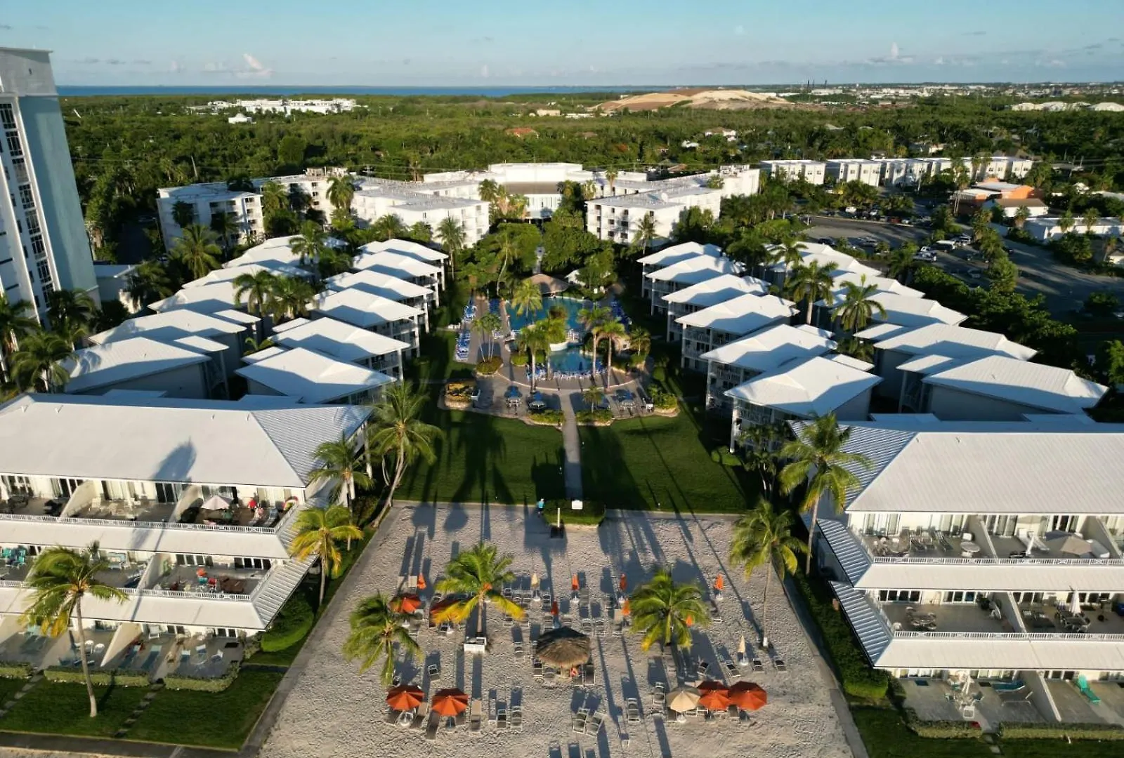 Oceanfront 3-Br Condo With Large Beachfront Terrace Dog City 0*,